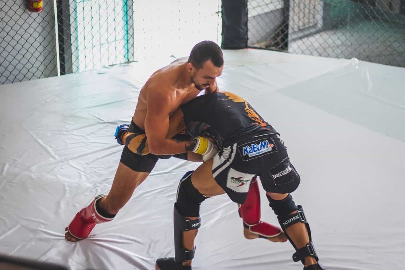 brumoso acortar refugiados Pantalones MMA : Alcanza el siguiente nivel con nuestra guía.